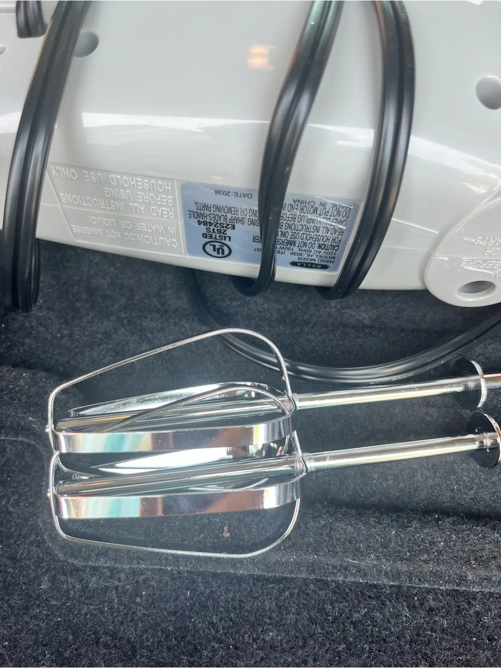 Bella 5-Speed New Hand Mixer in Gray with Stainless Beaters in Box